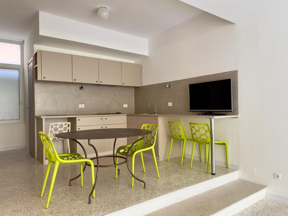 Grand Apartment Navigli มิลาน ภายนอก รูปภาพ