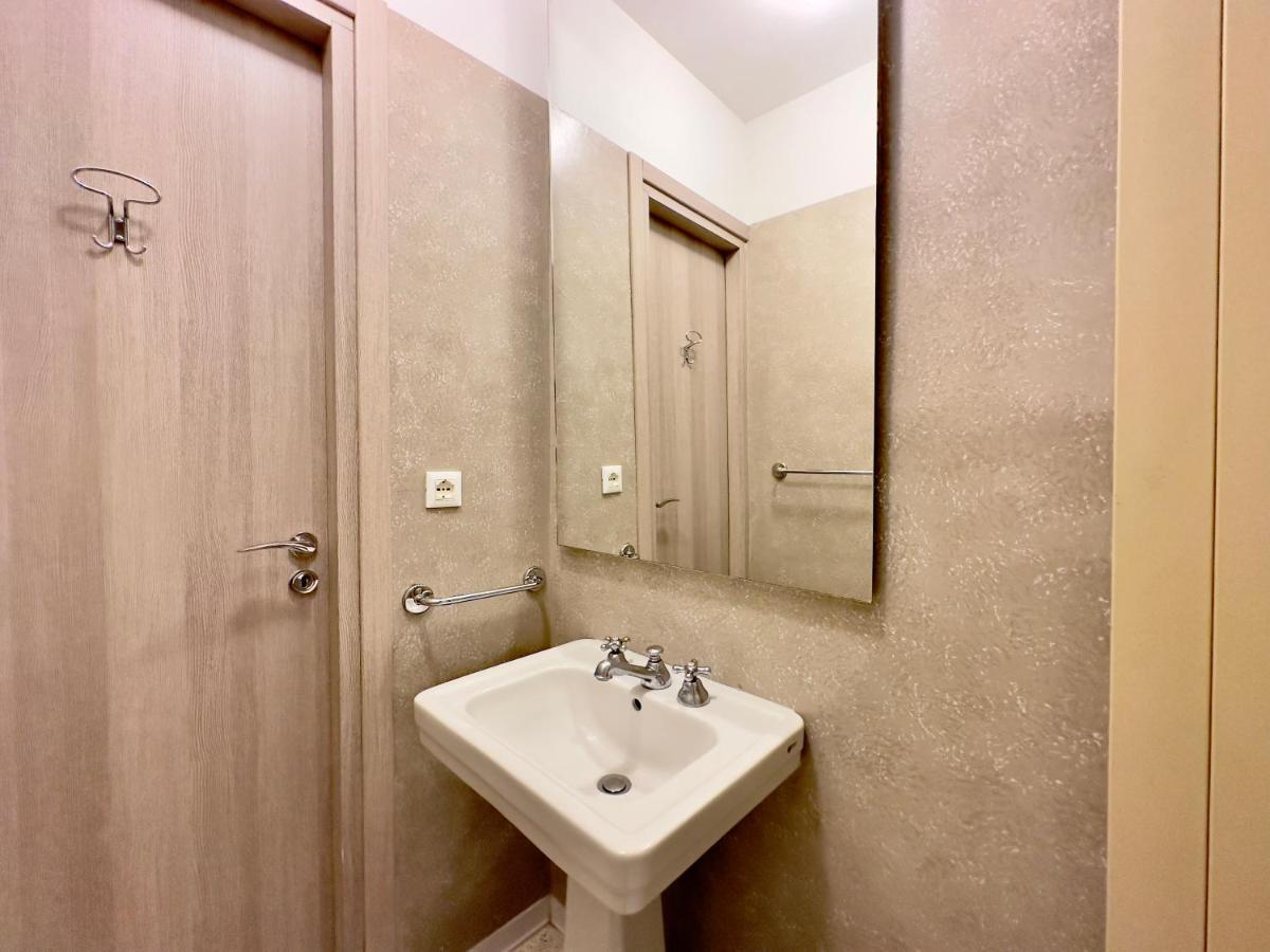 Grand Apartment Navigli มิลาน ภายนอก รูปภาพ