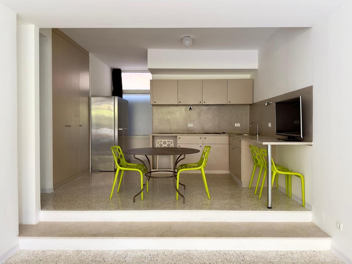 Grand Apartment Navigli มิลาน ภายนอก รูปภาพ